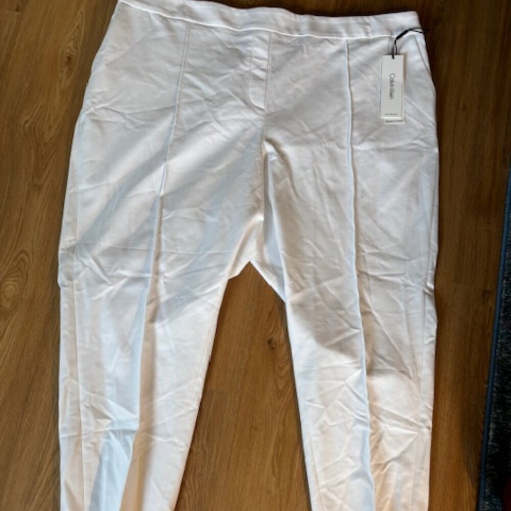 Calvin Klein White Flat Front Elastic Back High Rise Suit Dress Pants NWT 22W